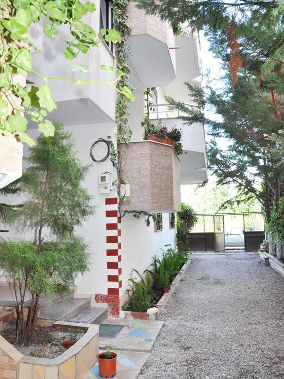 Tafilaj Apartments Durres Luaran gambar